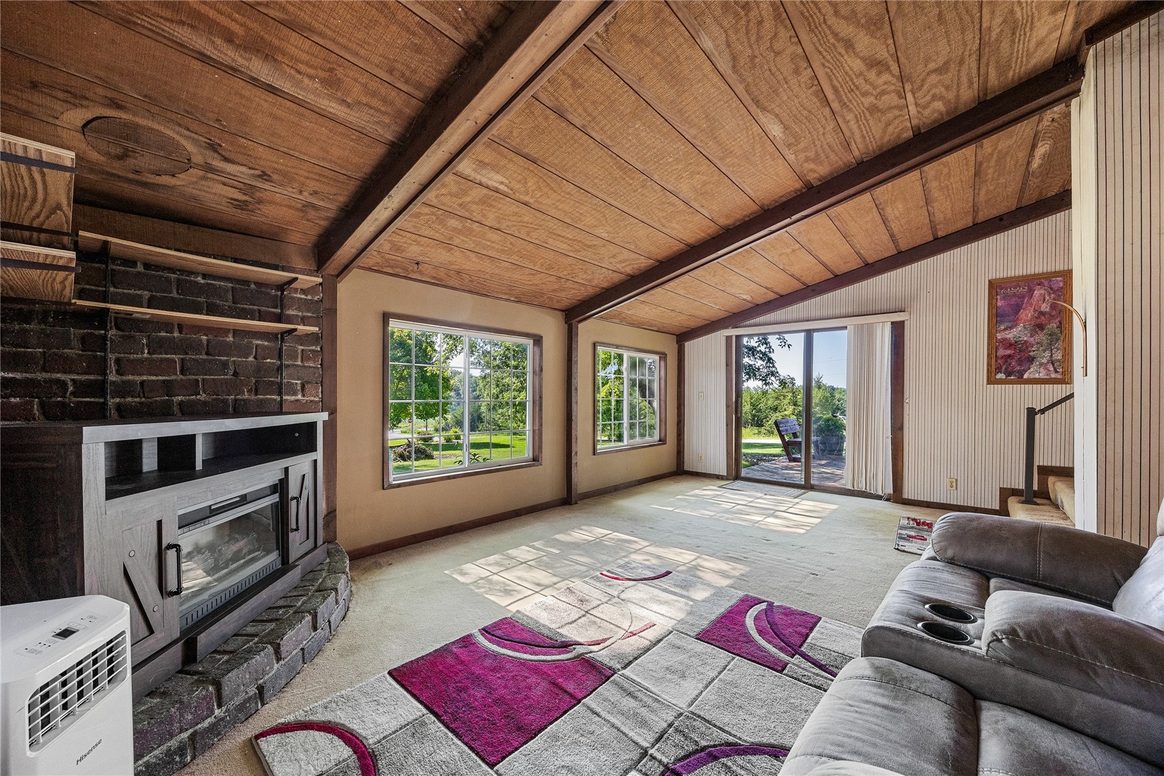 1690 140th Street NW Swisher IA 52338