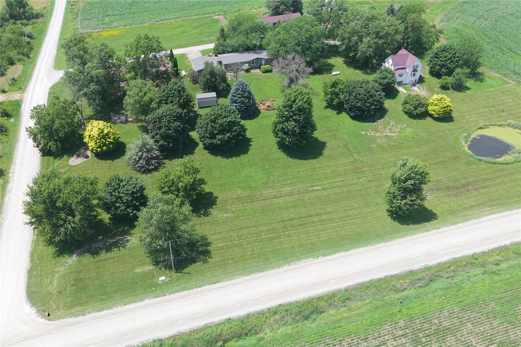 1690 140th Street NW Swisher IA 52338
