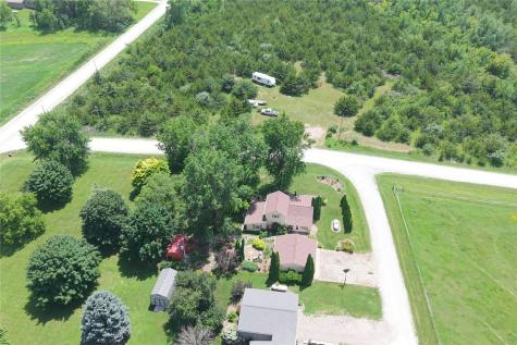 1690 140th Street NW Swisher IA 52338