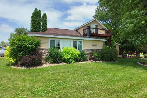 1690 140th Street NW Swisher IA 52338