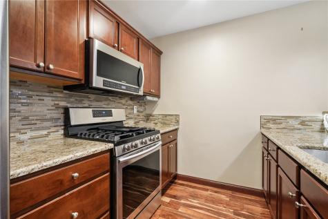 5601 Ruhd Street SW Cedar Rapids IA 52404