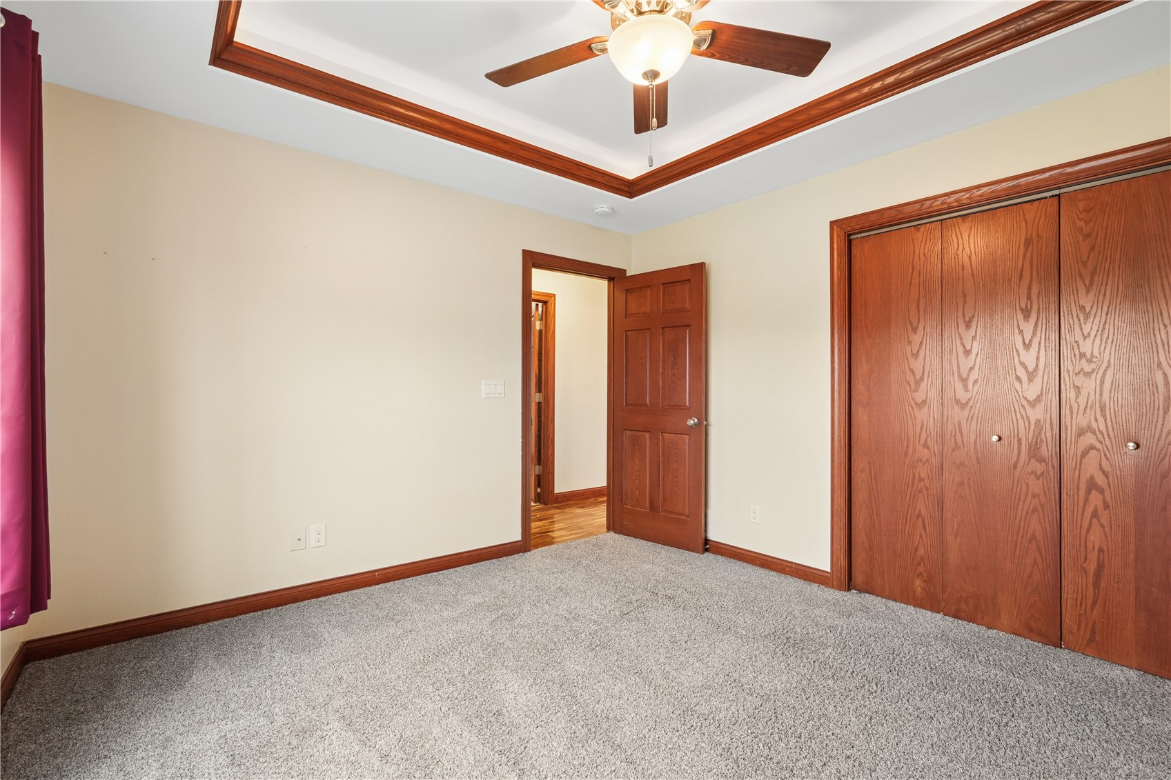 5601 Ruhd Street SW Cedar Rapids IA 52404