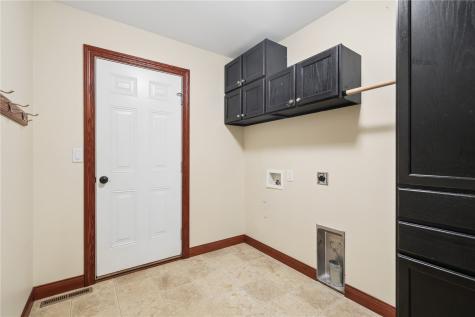 5601 Ruhd Street SW Cedar Rapids IA 52404