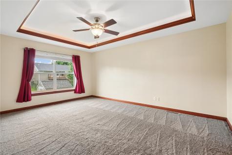5601 Ruhd Street SW Cedar Rapids IA 52404