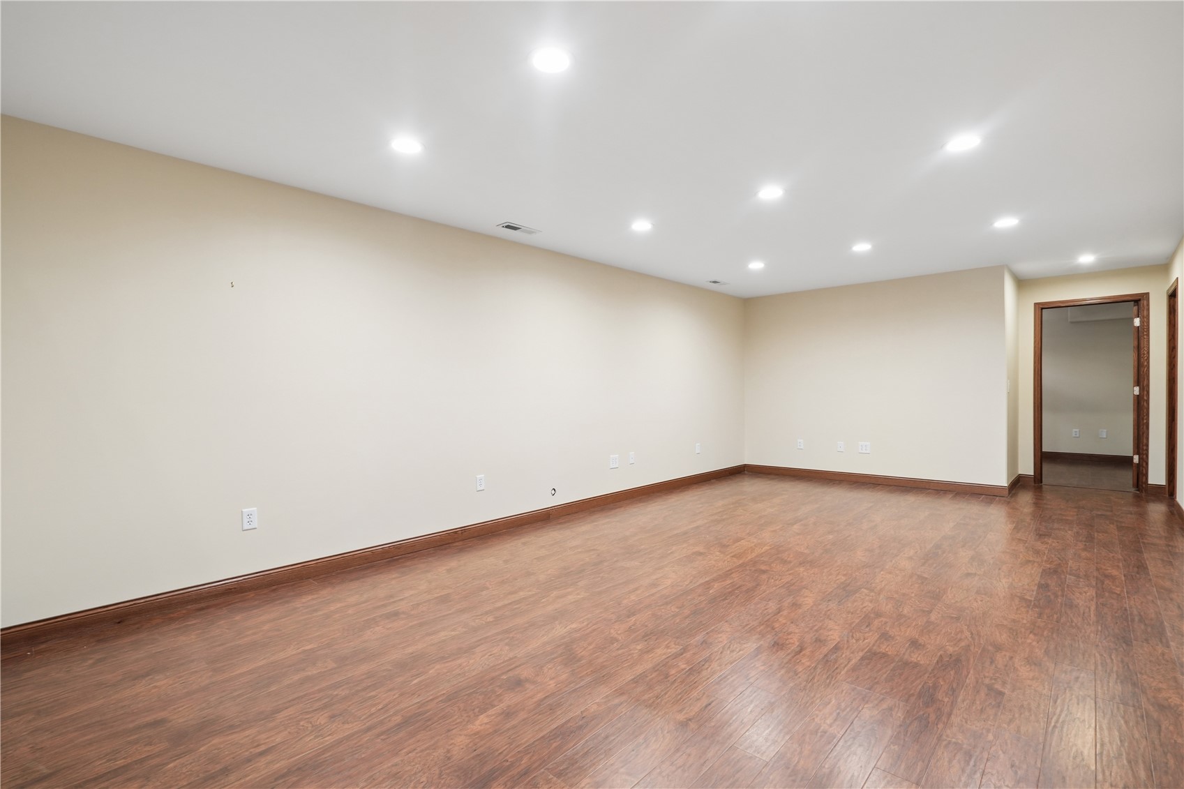 5601 Ruhd Street SW Cedar Rapids IA 52404