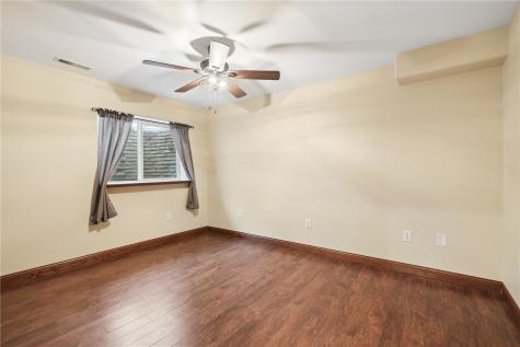 5601 Ruhd Street SW Cedar Rapids IA 52404