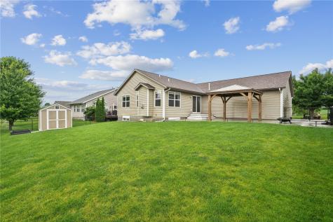 5601 Ruhd Street SW Cedar Rapids IA 52404