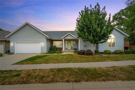 310 Mc Kinsie Court NE Cedar Rapids IA 52402