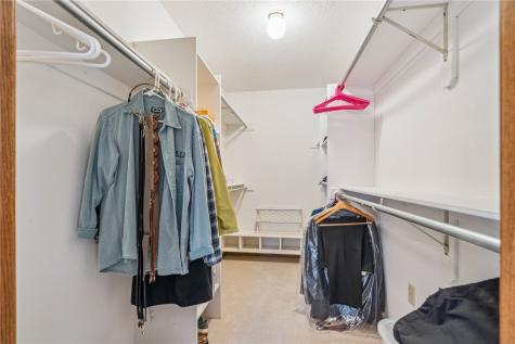 310 Mc Kinsie Court NE Cedar Rapids IA 52402