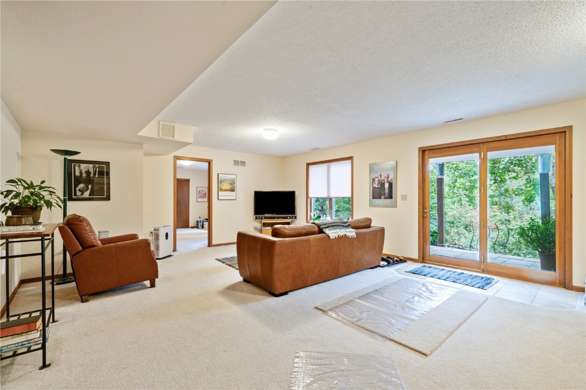 310 Mc Kinsie Court NE Cedar Rapids IA 52402