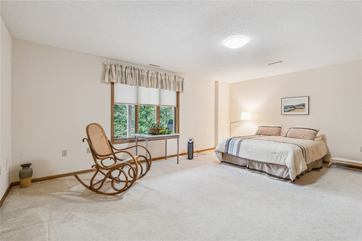 310 Mc Kinsie Court NE Cedar Rapids IA 52402