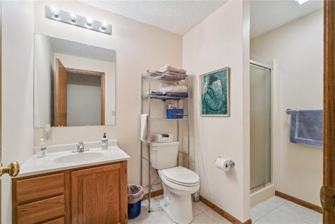 310 Mc Kinsie Court NE Cedar Rapids IA 52402