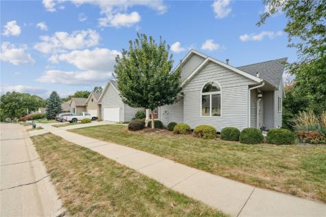 310 Mc Kinsie Court NE Cedar Rapids IA 52402