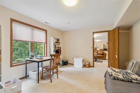 310 Mc Kinsie Court NE Cedar Rapids IA 52402