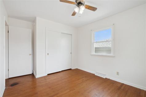 32 29th Avenue SW Cedar Rapids IA 52404