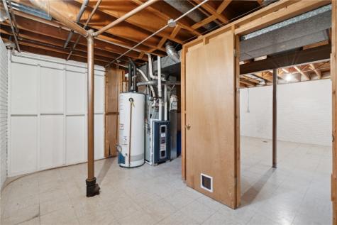 32 29th Avenue SW Cedar Rapids IA 52404