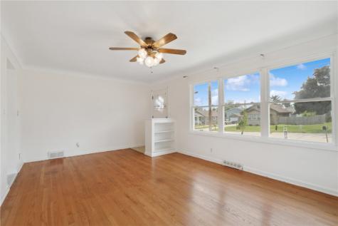 32 29th Avenue SW Cedar Rapids IA 52404