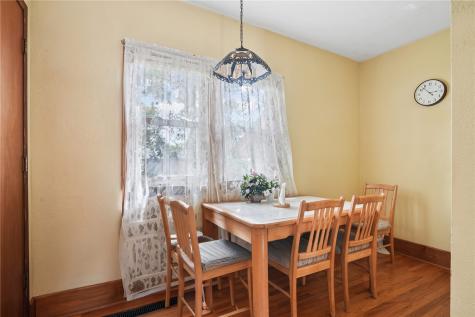 617 7th Street NW Mt Vernon IA 52314