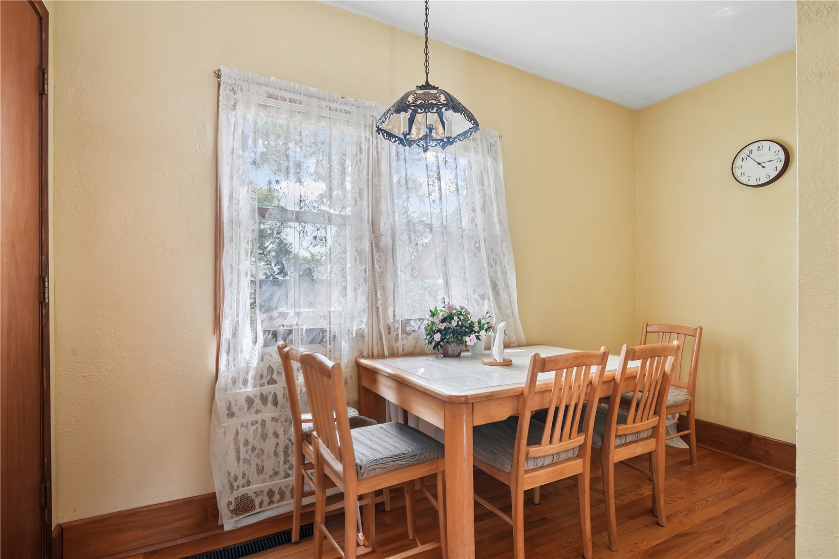 617 7th Street NW Mt Vernon IA 52314