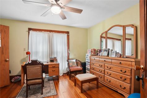 617 7th Street NW Mt Vernon IA 52314
