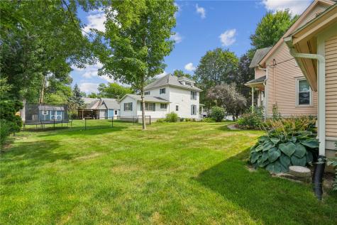 617 7th Street NW Mt Vernon IA 52314