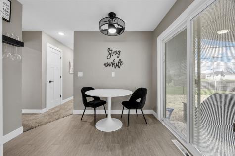 2400 Victoria Drive SW Cedar Rapids IA 52404