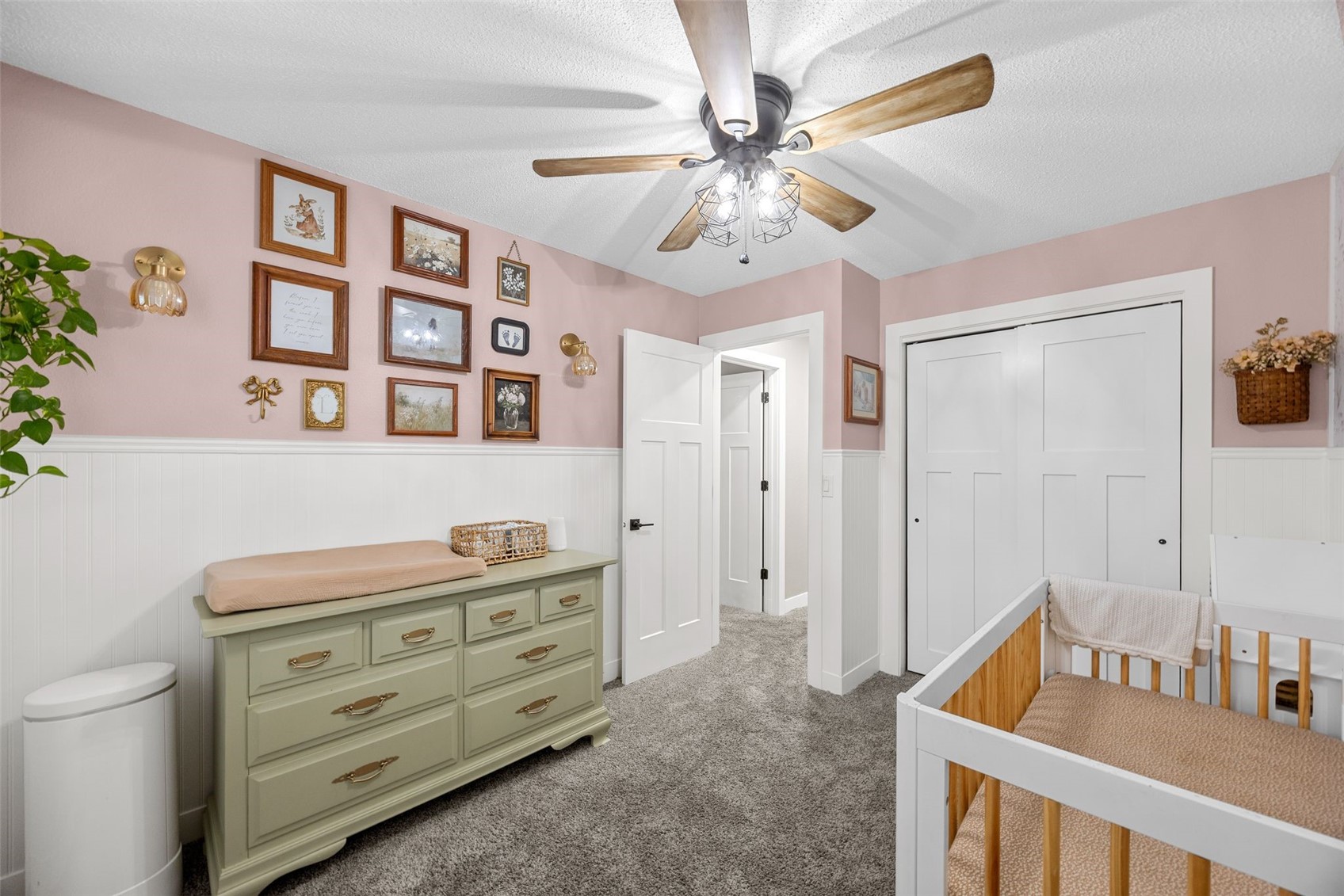 2400 Victoria Drive SW Cedar Rapids IA 52404