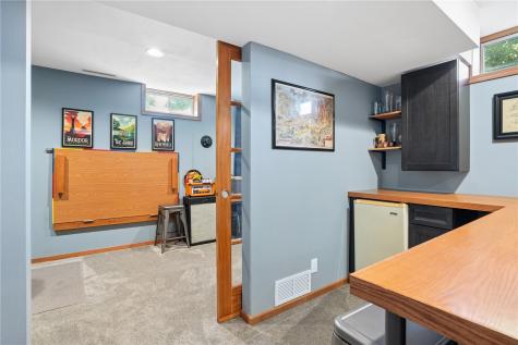 3516 Amanda Court NW Cedar Rapids IA 52405