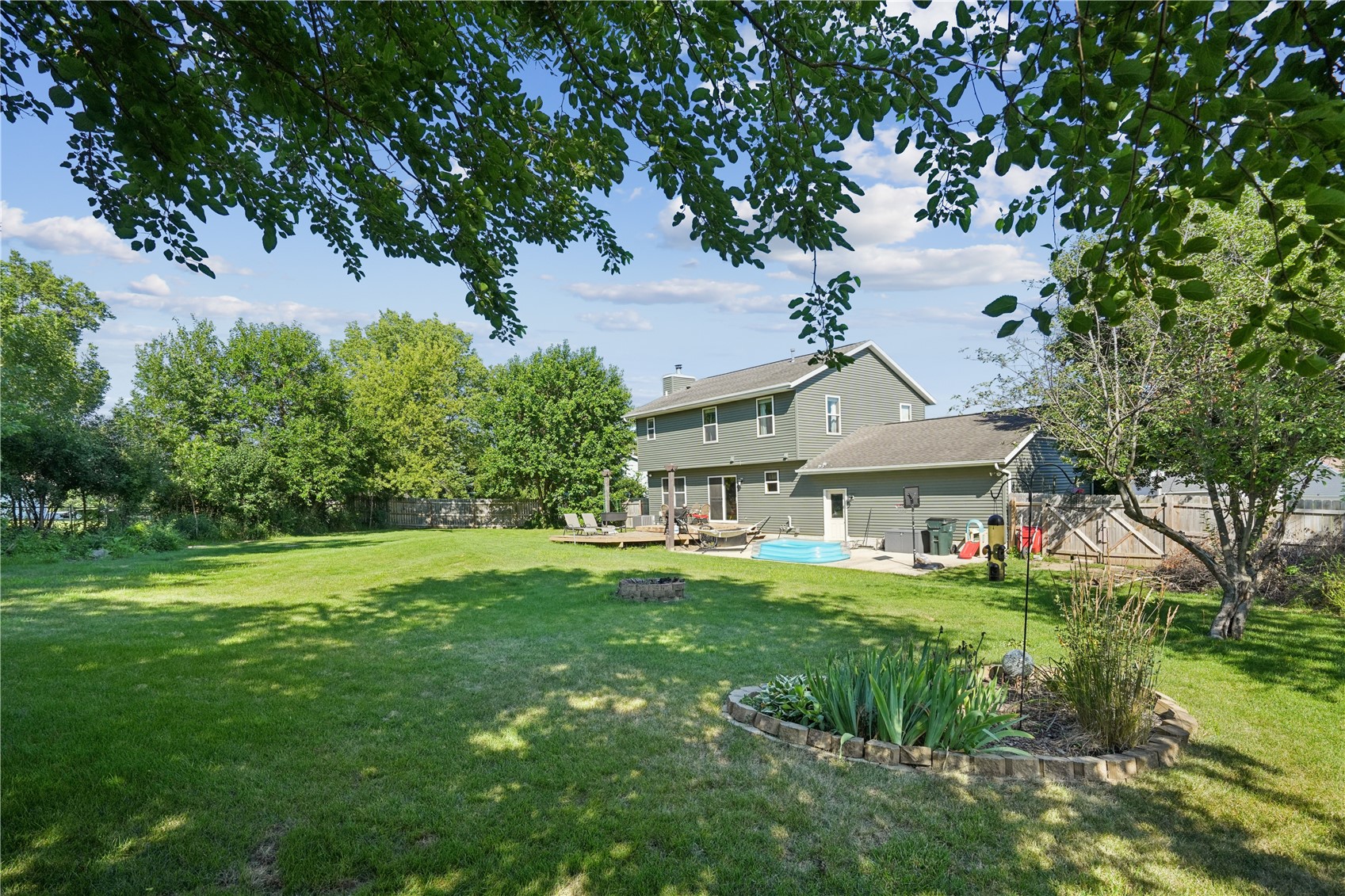 3516 Amanda Court NW Cedar Rapids IA 52405