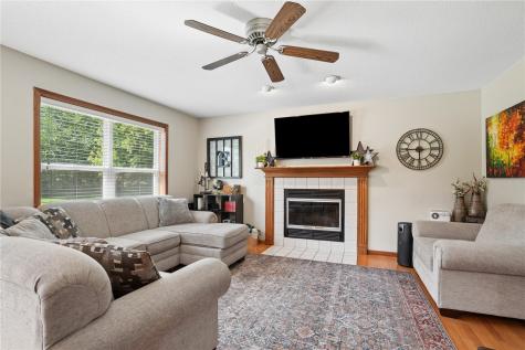 3516 Amanda Court NW Cedar Rapids IA 52405