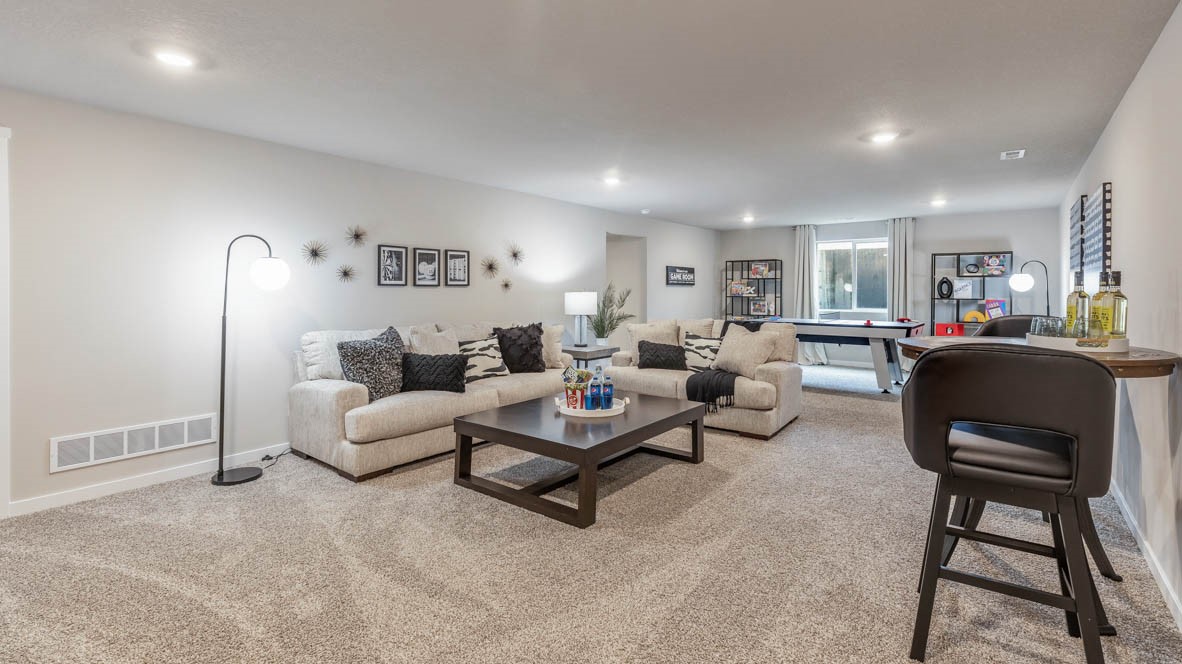 728 Maddie Lane Tiffin IA 52340
