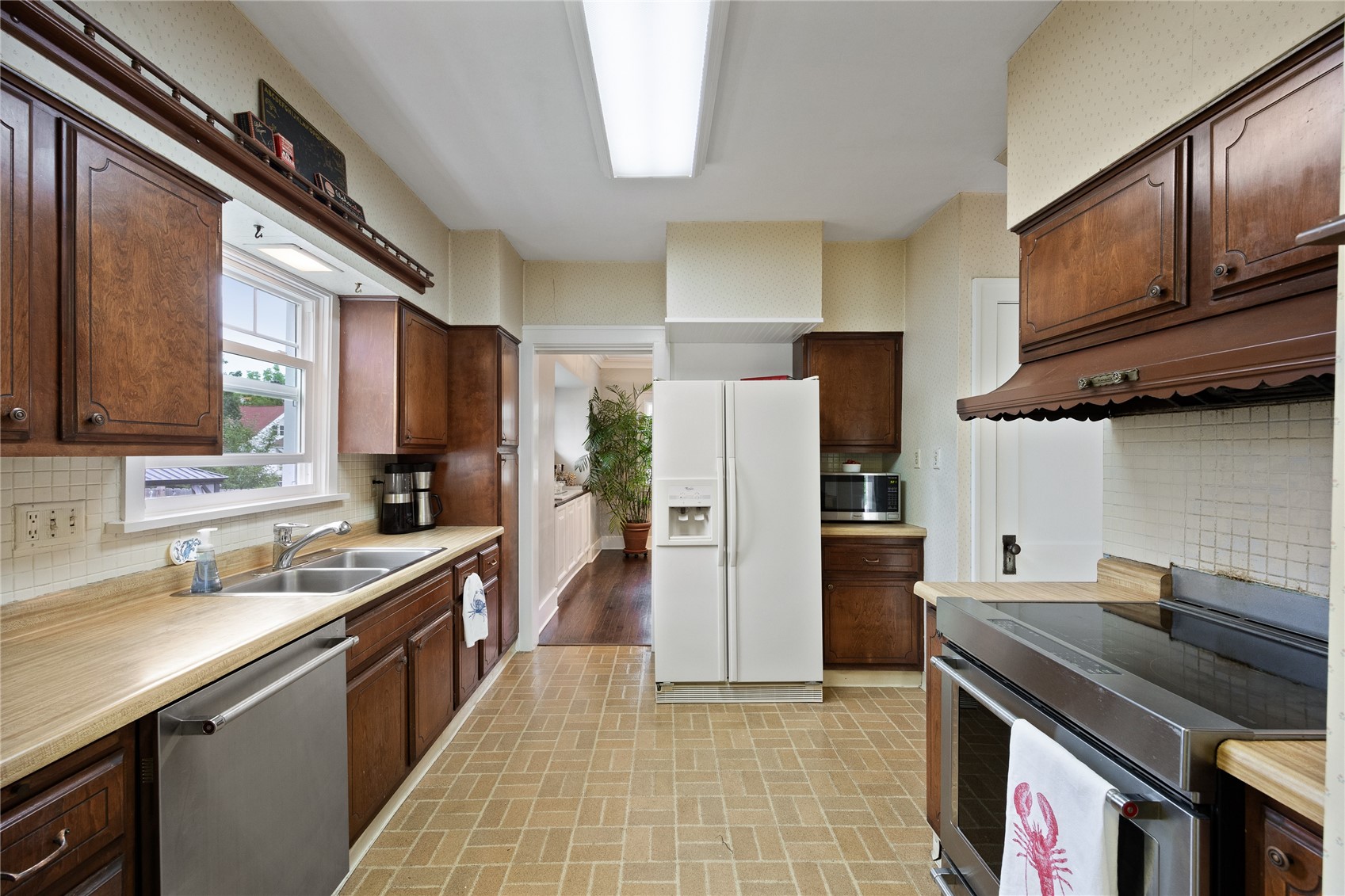 2323 Upland Drive SE Cedar Rapids IA 52403
