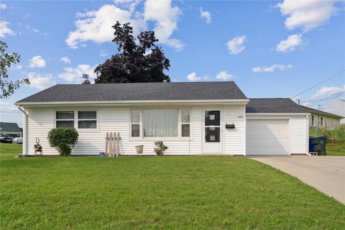 1250 20th Street SW Cedar Rapids IA 52404