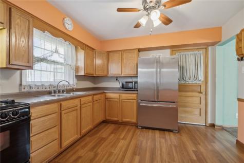 1250 20th Street SW Cedar Rapids IA 52404