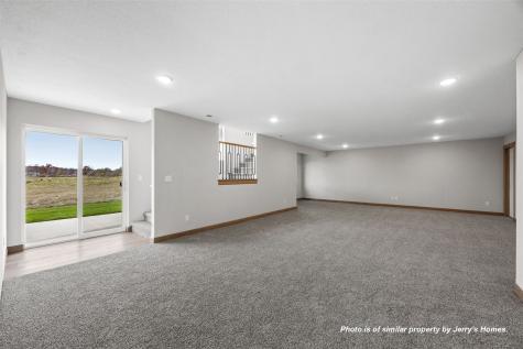 6308 Prairie Rose Circle SW Cedar Rapids IA 52404