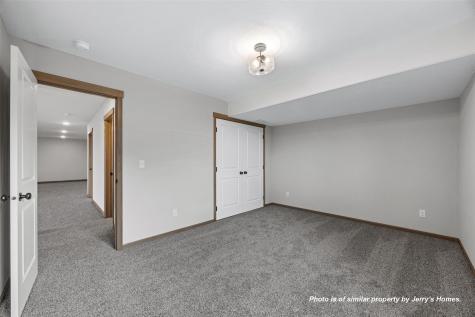 6308 Prairie Rose Circle SW Cedar Rapids IA 52404