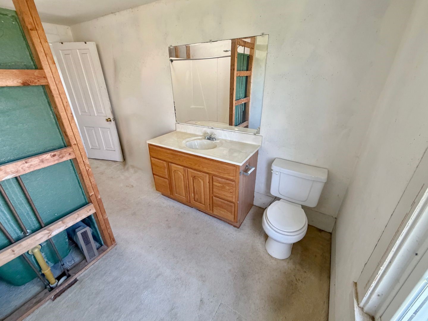 1555 77th Street Luzerne IA 52208