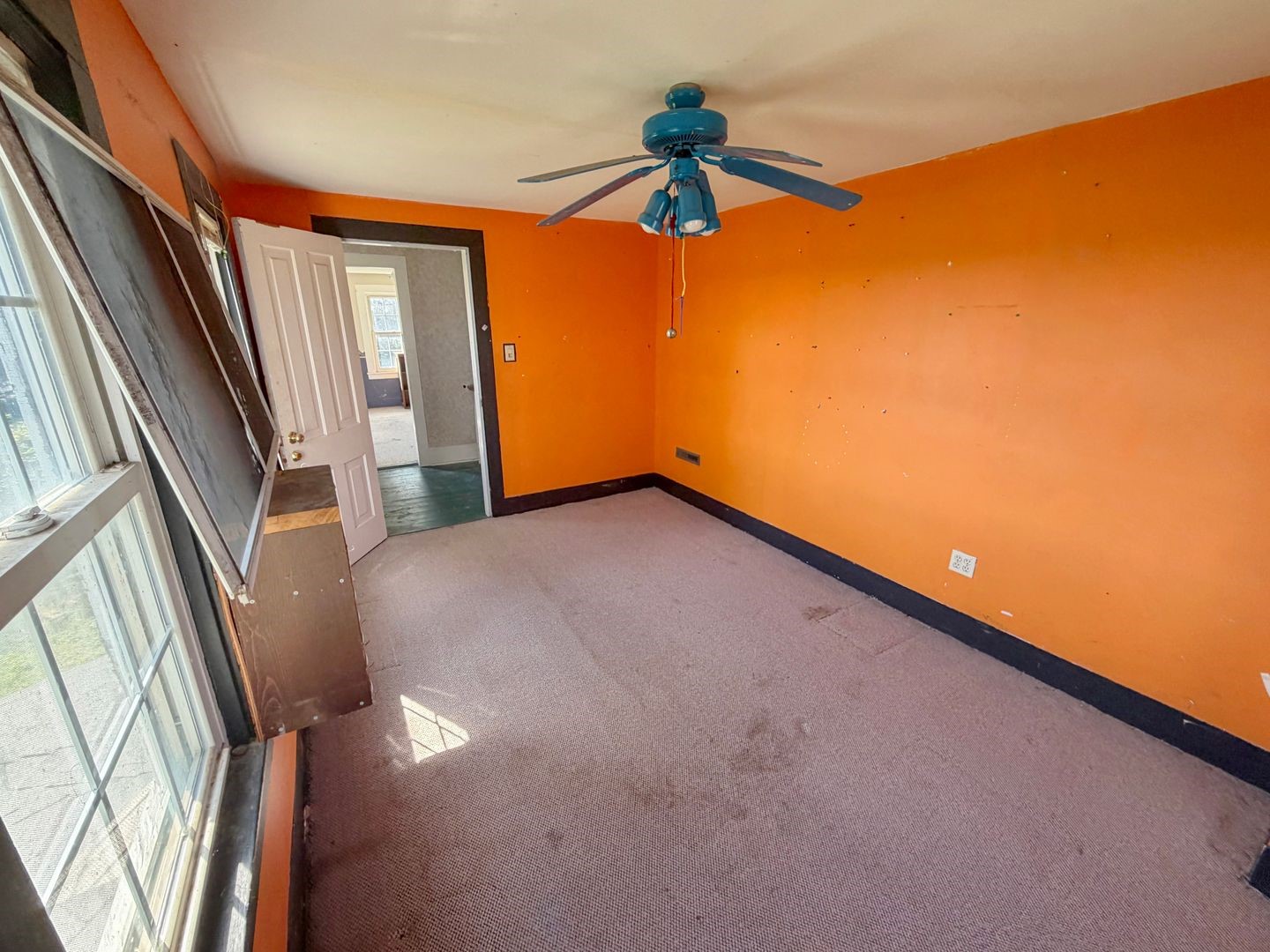1555 77th Street Luzerne IA 52208