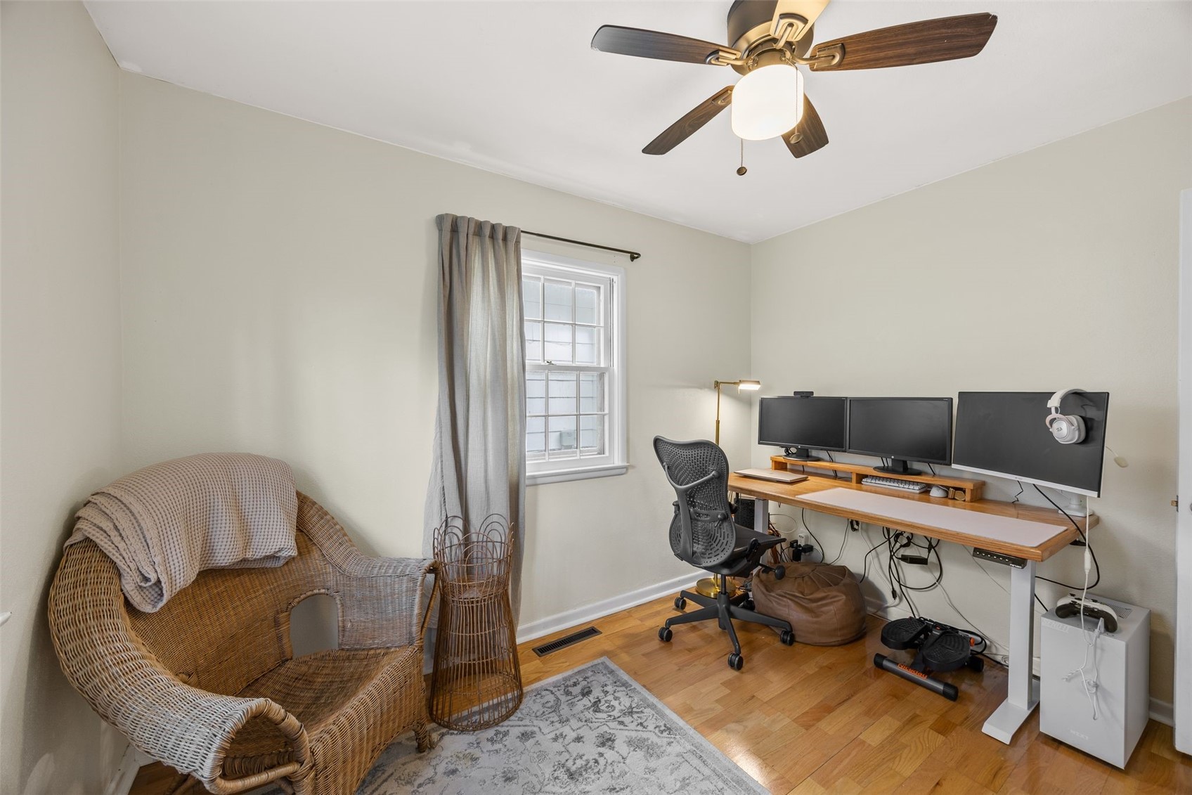 2253 Meadowbrook Drive SE Cedar Rapids IA 52403