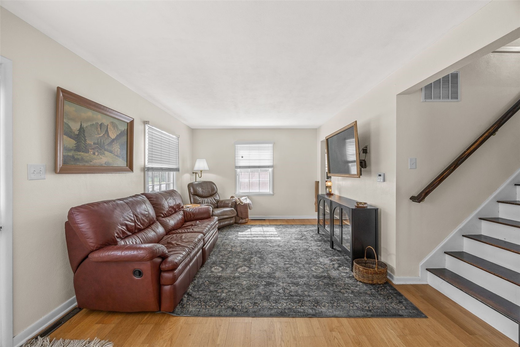 2253 Meadowbrook Drive SE Cedar Rapids IA 52403