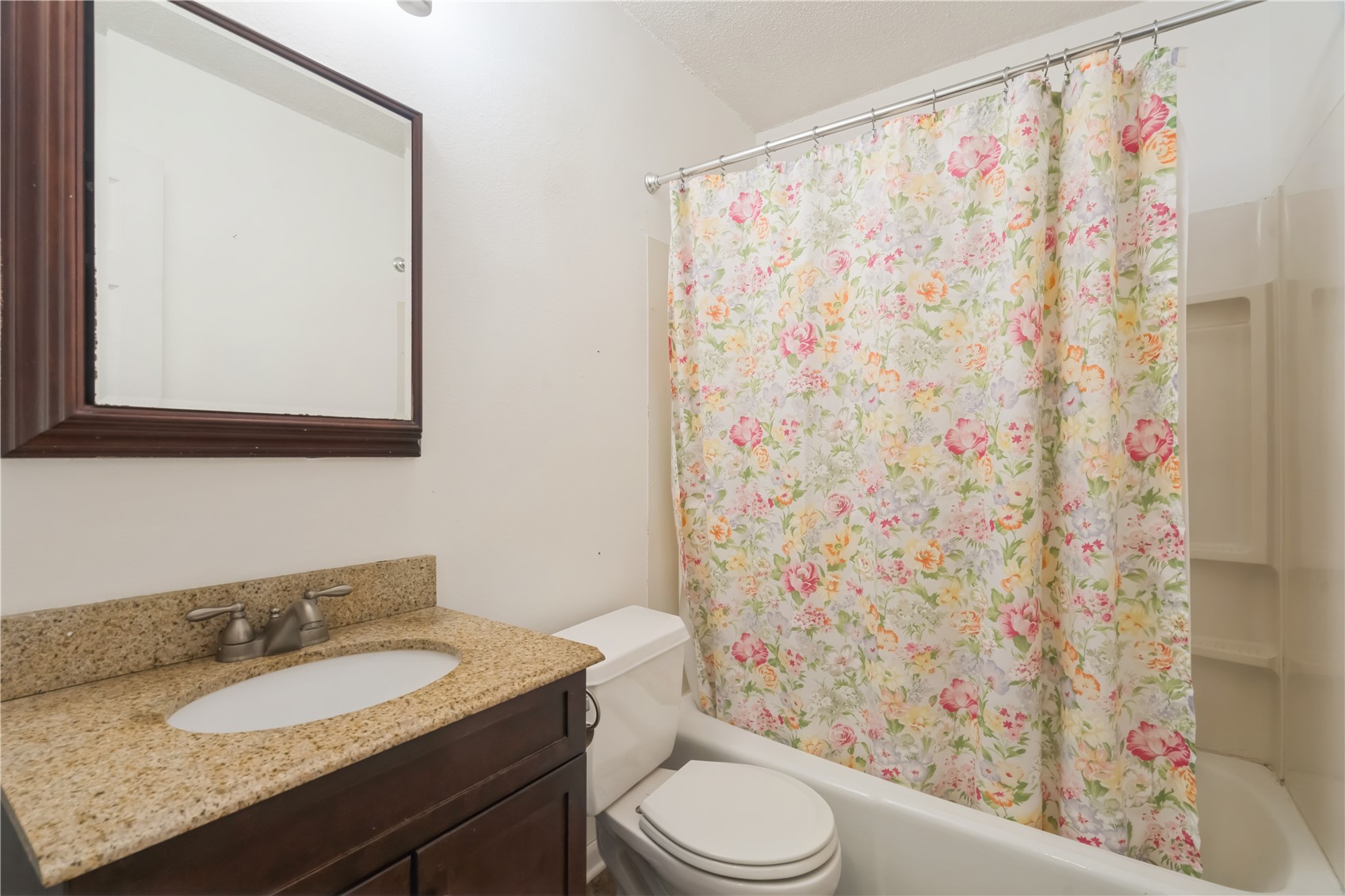 158 32nd Street NW Cedar Rapids IA 52405