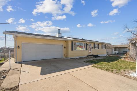 158 32nd Street NW Cedar Rapids IA 52405