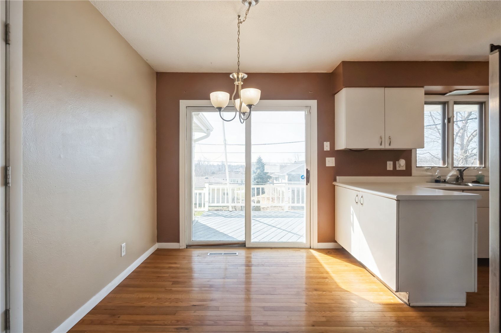 158 32nd Street NW Cedar Rapids IA 52405