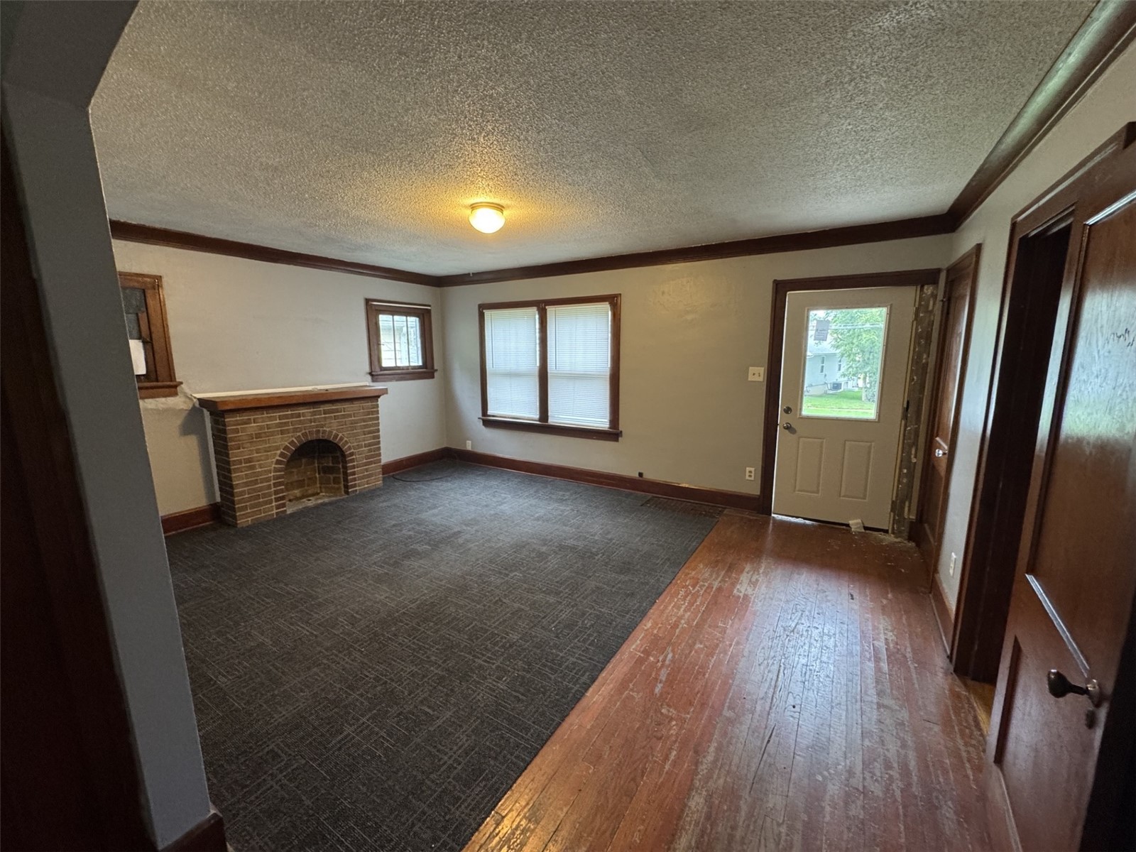 238 11th Street NW Cedar Rapids IA 52405