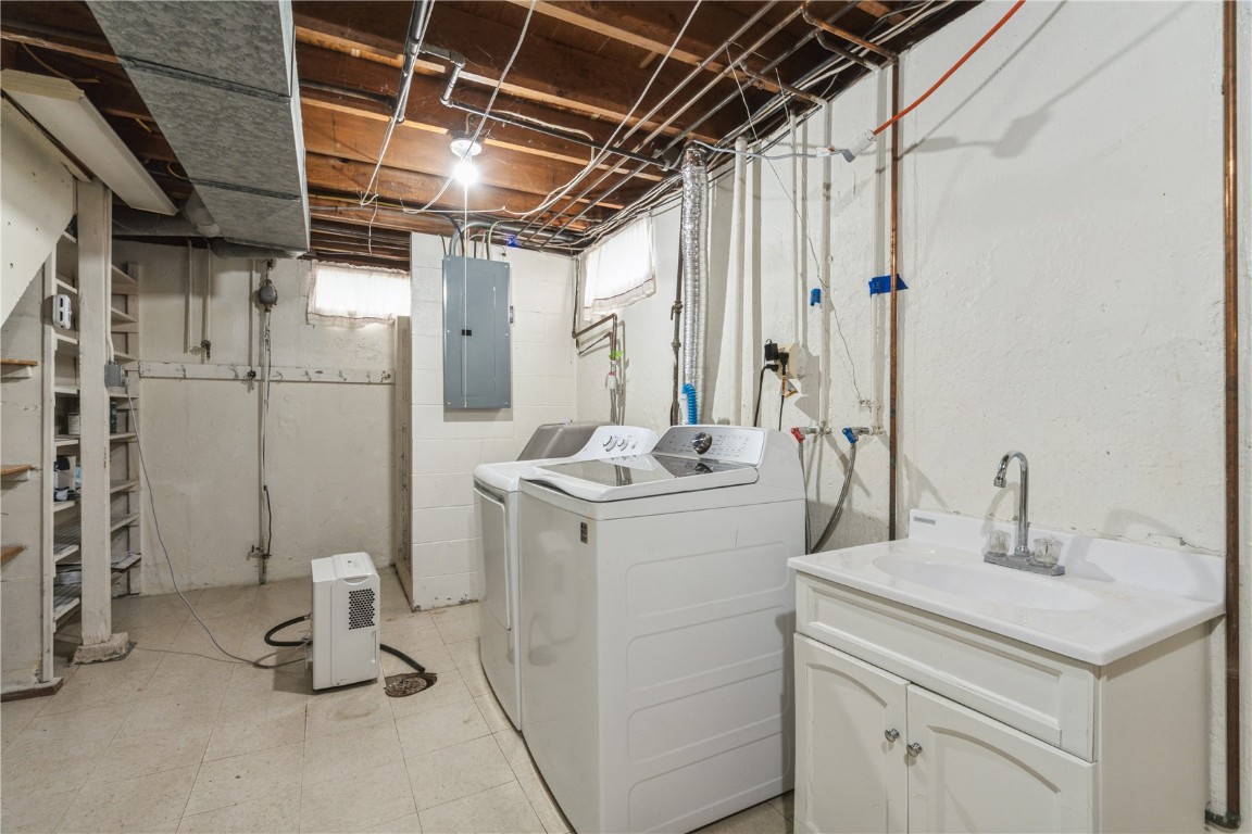 1875 Douglas Court Marion IA 52302