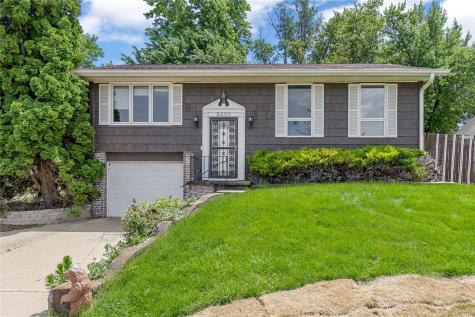 3401 Ardsley Lane SW Cedar Rapids IA 52404