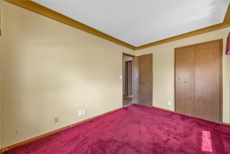 3401 Ardsley Lane SW Cedar Rapids IA 52404