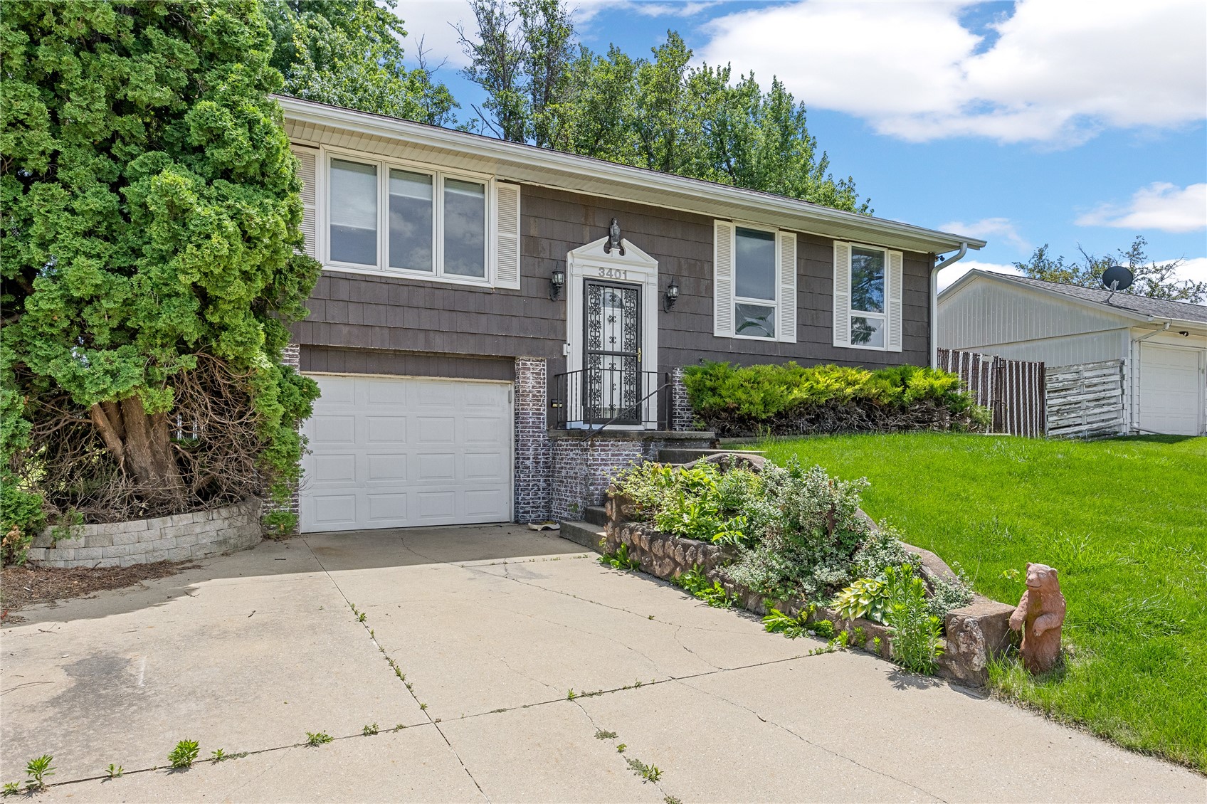 3401 Ardsley Lane SW Cedar Rapids IA 52404