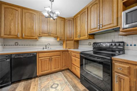 3401 Ardsley Lane SW Cedar Rapids IA 52404