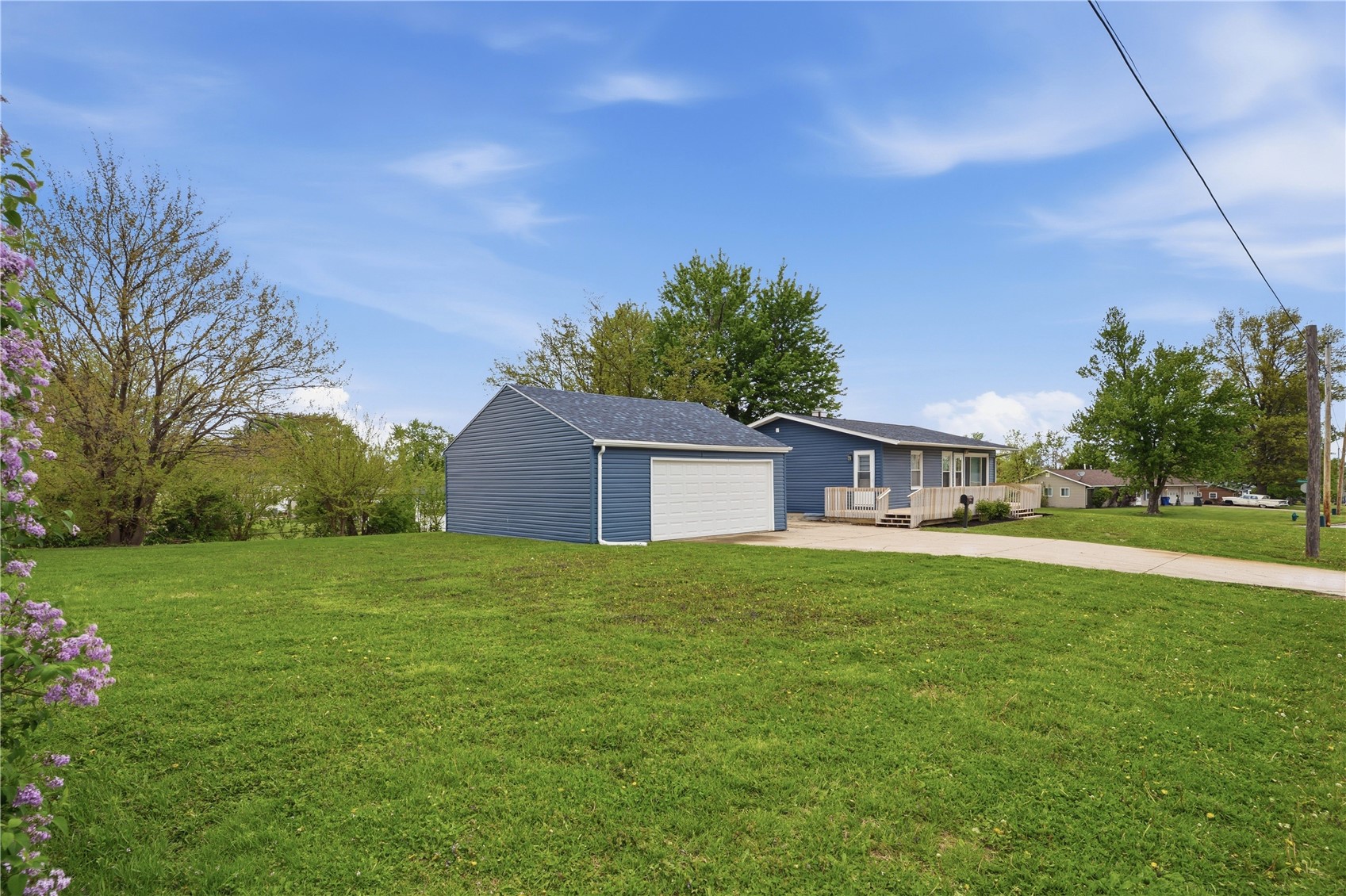 5700 Colorado Drive SW Cedar Rapids IA 52404